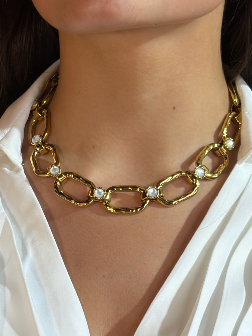 VB Gold Chain with Pearls